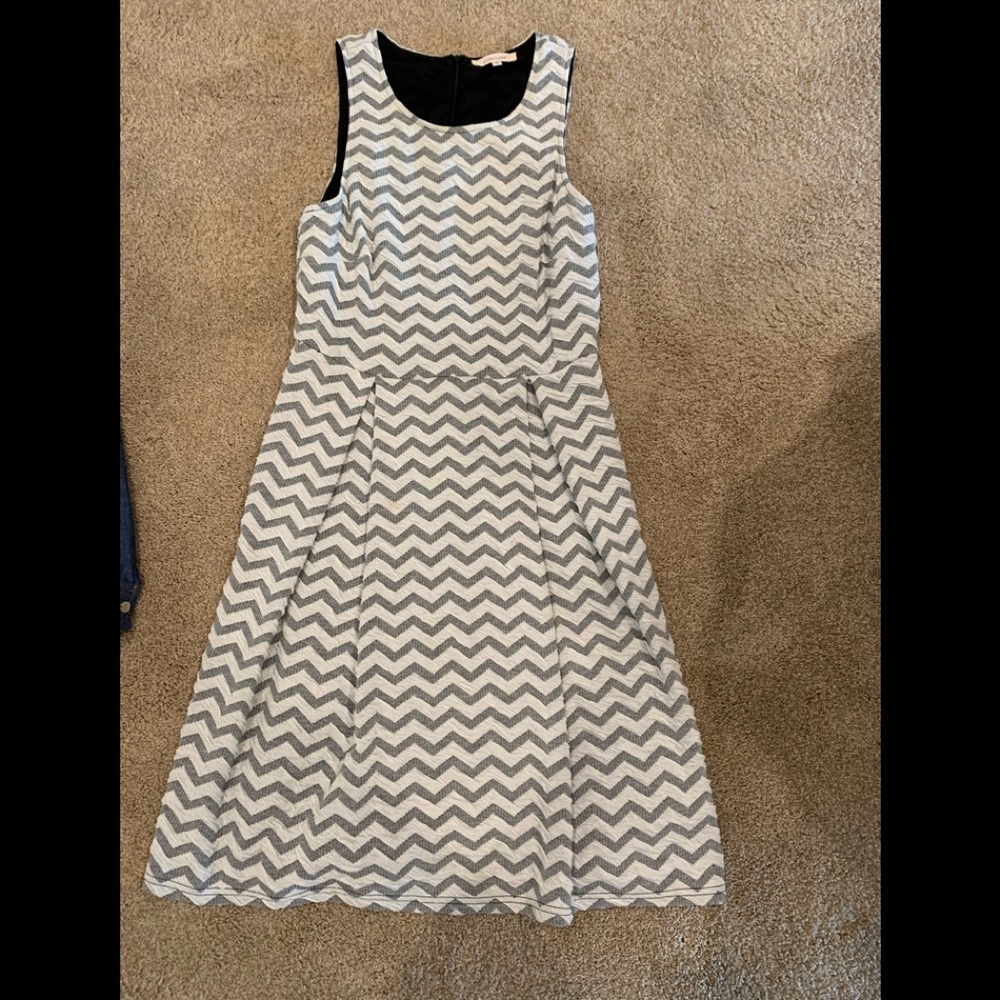 Women’s dress
